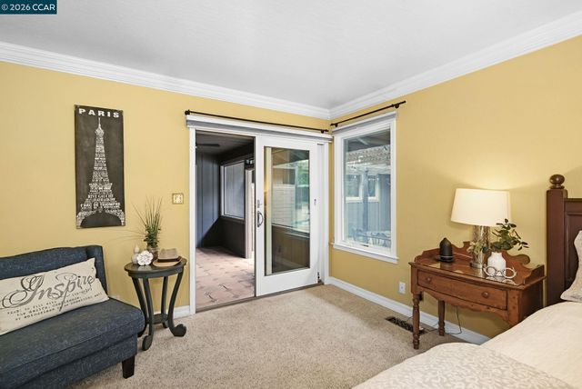 1016 Pine Hollow Ct, Clayton, CA 94517