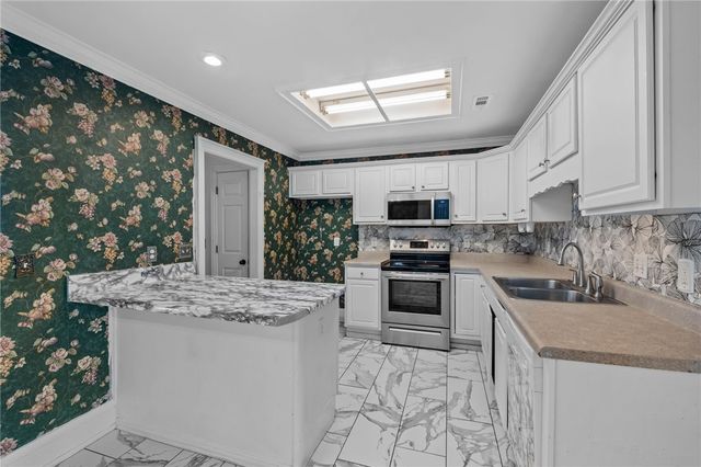 2541 Appleglen Street, Springdale, AR 72764