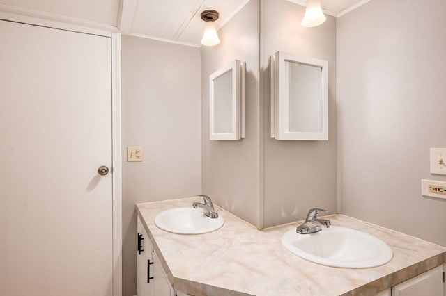 18 North Fuchsia Drive, Rochester, NH 03867