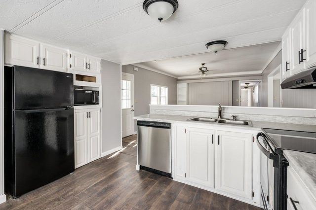 18 North Fuchsia Drive, Rochester, NH 03867