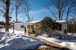 18 North Fuchsia Drive, Rochester, NH 03867