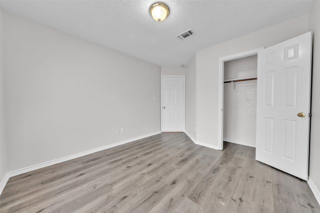 2100 Field Lane, Mansfield, TX 76063