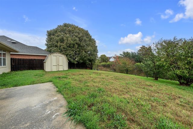 2100 Field Lane, Mansfield, TX 76063