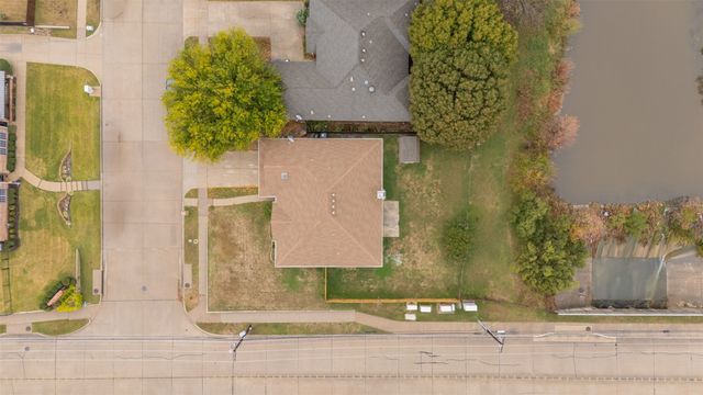 2100 Field Lane, Mansfield, TX 76063