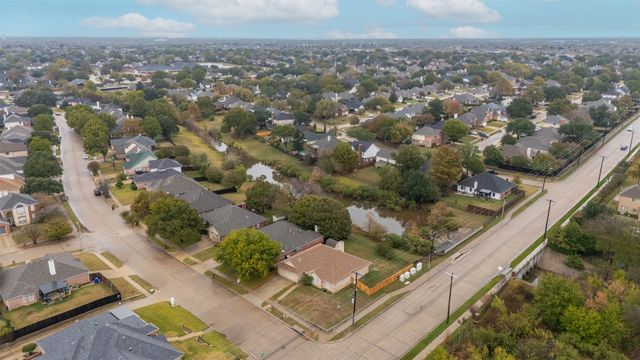 2100 Field Lane, Mansfield, TX 76063