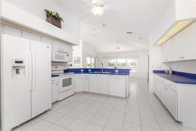 7078 S LAKE DRIVE, Englewood, FL 34224