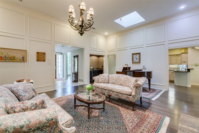 9635 Hilldale Drive, Dallas, TX 75231