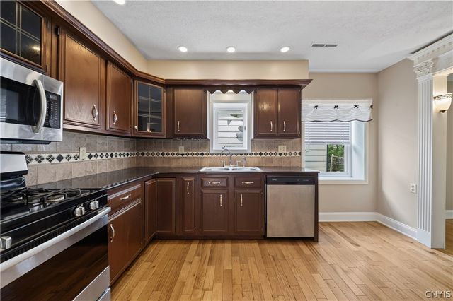 211 Schaffer Avenue, Salina, NY 13206
