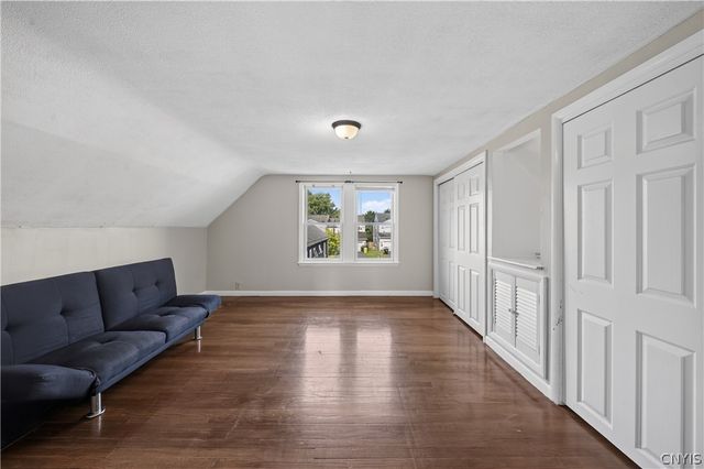 211 Schaffer Avenue, Salina, NY 13206
