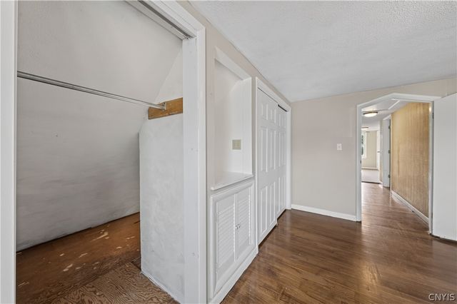 211 Schaffer Avenue, Salina, NY 13206