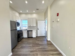 75 Williams Street 3L, Chelsea, MA 02150