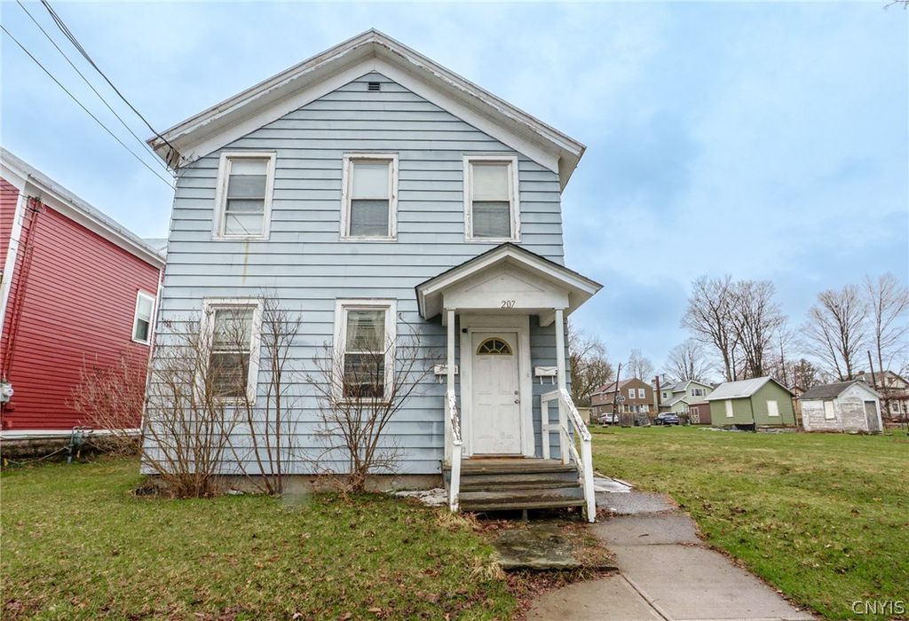 207 Kossuth Street, Rome, NY 13440