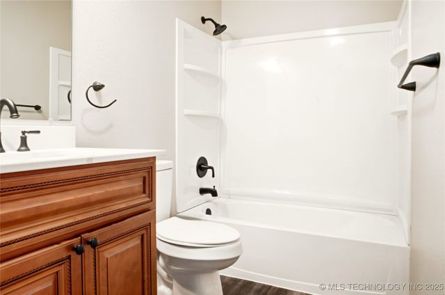 1126 S 2nd Street, Stilwell, OK 74960