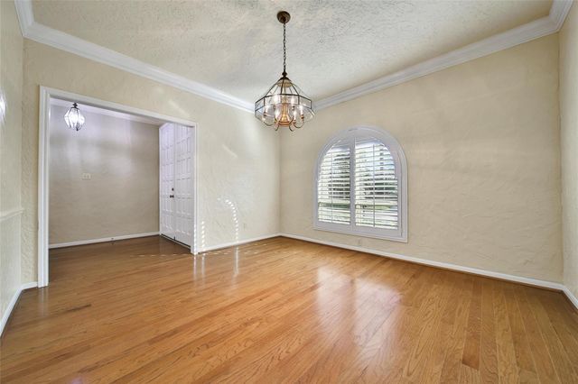 1723 Hidden Villas Drive, Kingwood, TX 77339