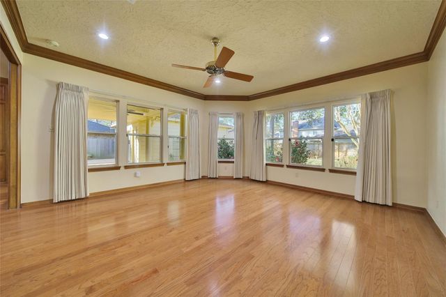 1723 Hidden Villas Drive, Kingwood, TX 77339