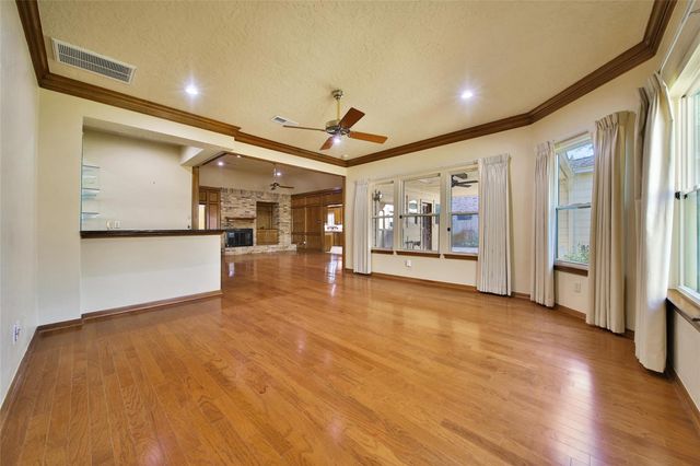 1723 Hidden Villas Drive, Kingwood, TX 77339