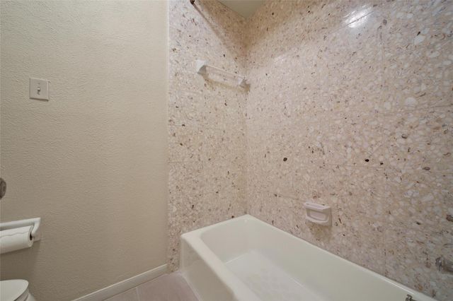 1723 Hidden Villas Drive, Kingwood, TX 77339