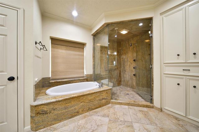 1723 Hidden Villas Drive, Kingwood, TX 77339