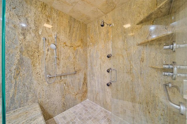 1723 Hidden Villas Drive, Kingwood, TX 77339