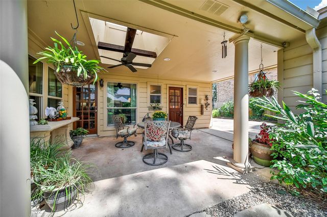 1723 Hidden Villas Drive, Kingwood, TX 77339