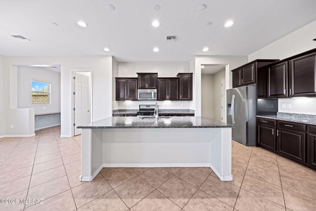 6492 W Whispering Windmill Lane, Marana, AZ 85658