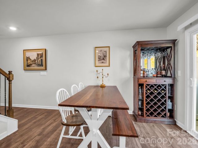 21 Virginia Commons Drive, Arden, NC 28704