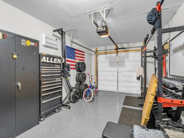 21 Virginia Commons Drive, Arden, NC 28704