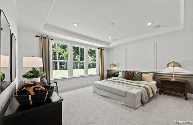 4056 Bay Terrace, Milford, MI 48381