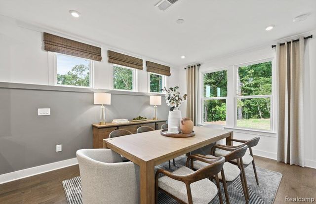 4056 Bay Terrace, Milford, MI 48381