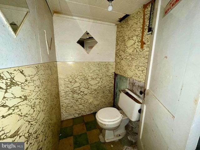3718 CRANSTON AVE, Baltimore, MD 21229