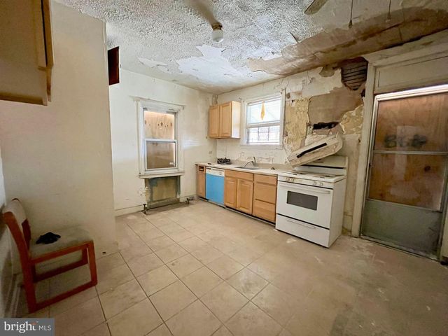 3718 CRANSTON AVE, Baltimore, MD 21229