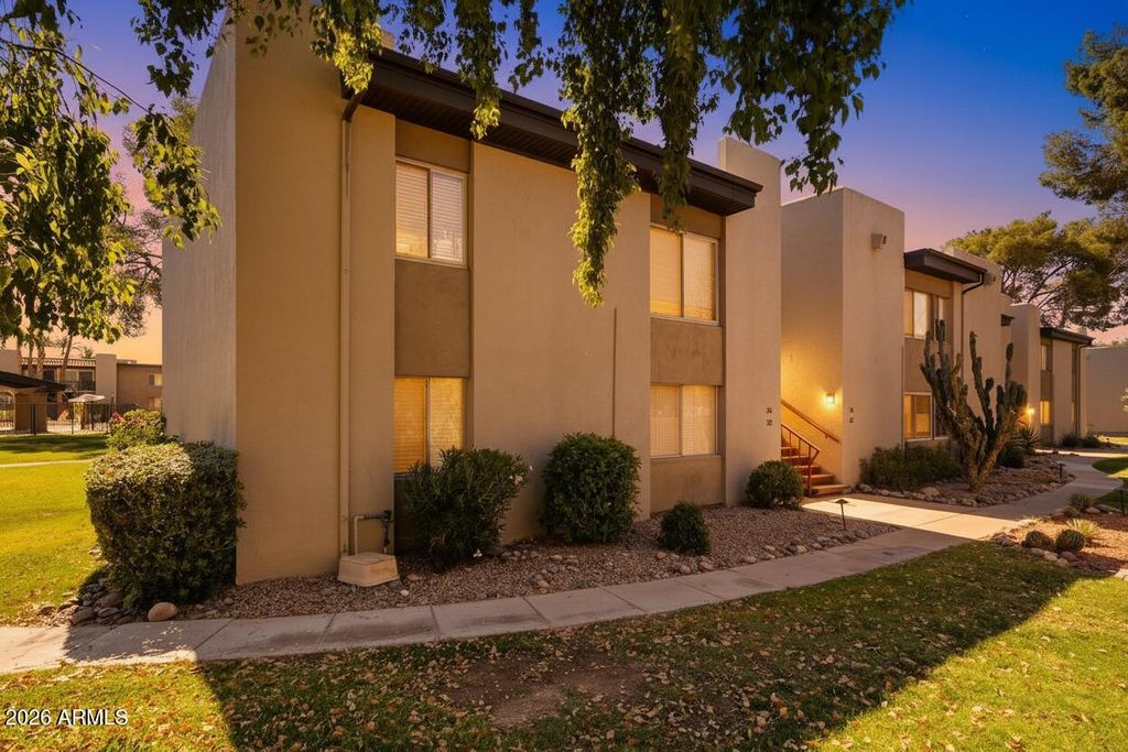 Image 1 of property listing at 4201 E CAMELBACK Road 34, Phoenix, AZ 85018