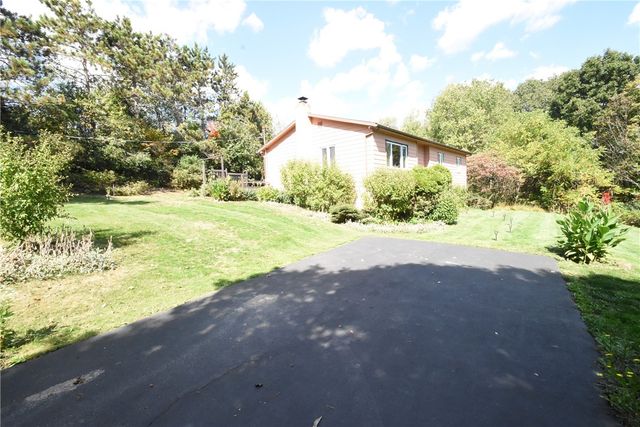 377 Pine Valley Road, Catlin, NY 14872