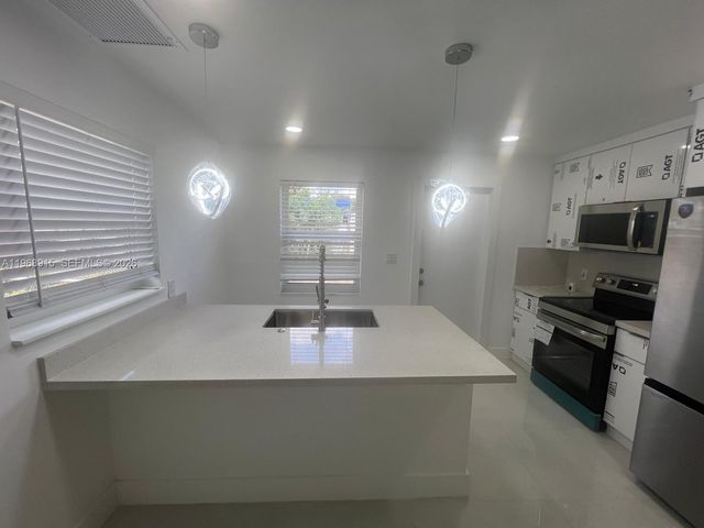 361 NW 16th Street, Pompano Beach, FL 33060