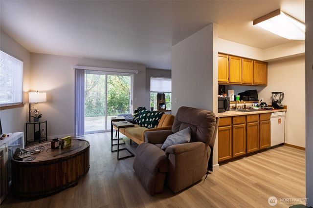 2828 2830 Valencia Street, Bellingham, WA 98226