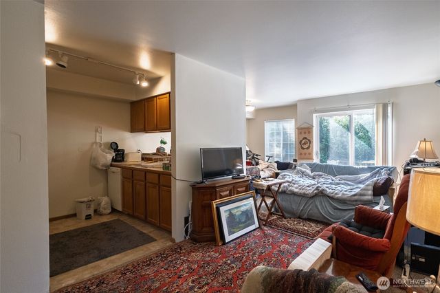 2828 2830 Valencia Street, Bellingham, WA 98226
