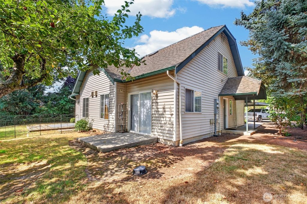 2828 2830 Valencia Street, Bellingham, WA 98226
