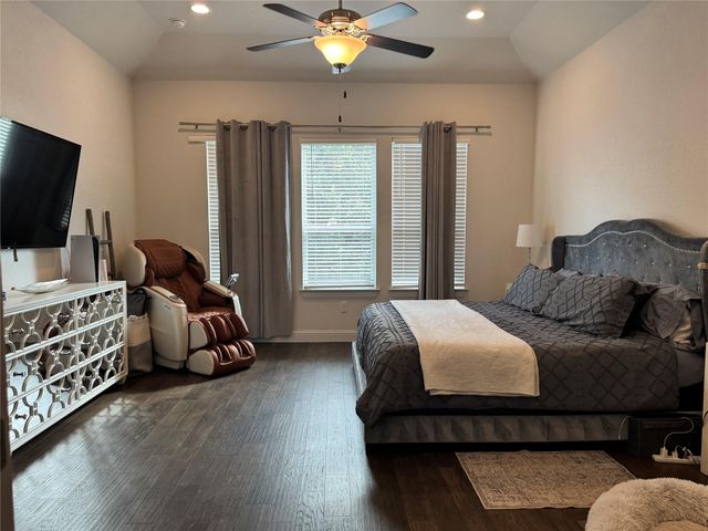 134 Rose Heath LN, Liberty Hill, TX 78642