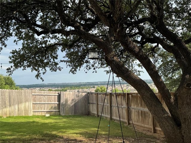 134 Rose Heath LN, Liberty Hill, TX 78642