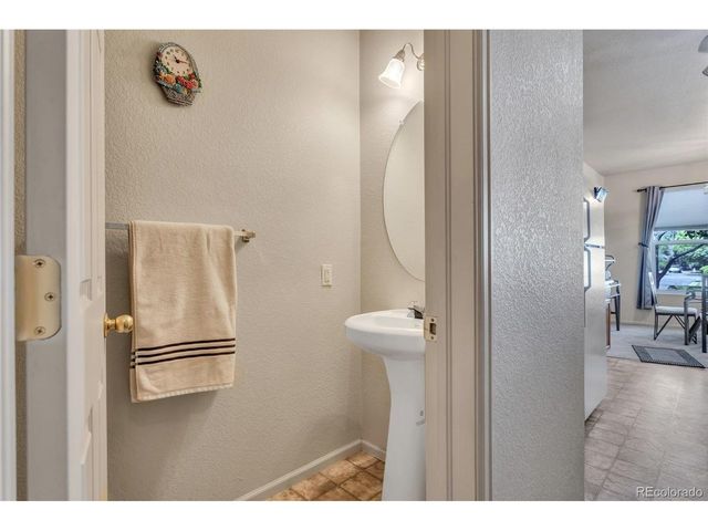 4786 Flower St, Wheat Ridge, CO 80033
