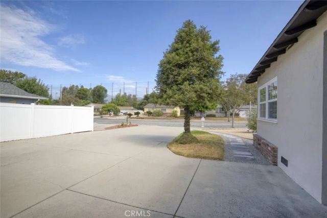 128 W Gaillard Street, Glendora, CA 91740
