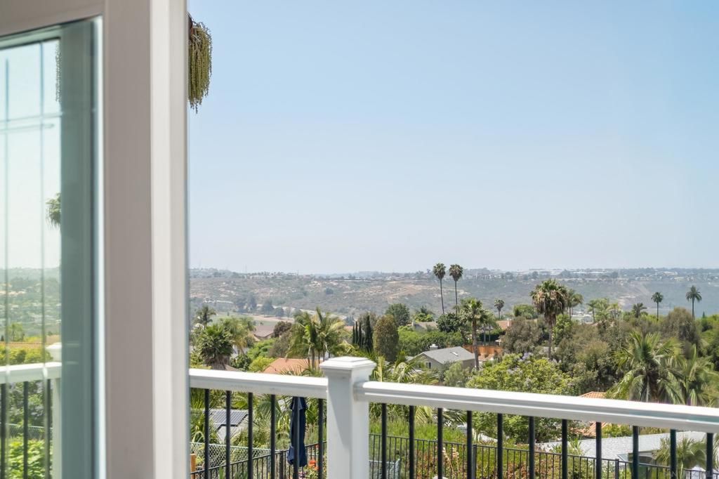 Image 29 of property listing at 2614 Abedul Street, Carlsbad, CA 92009