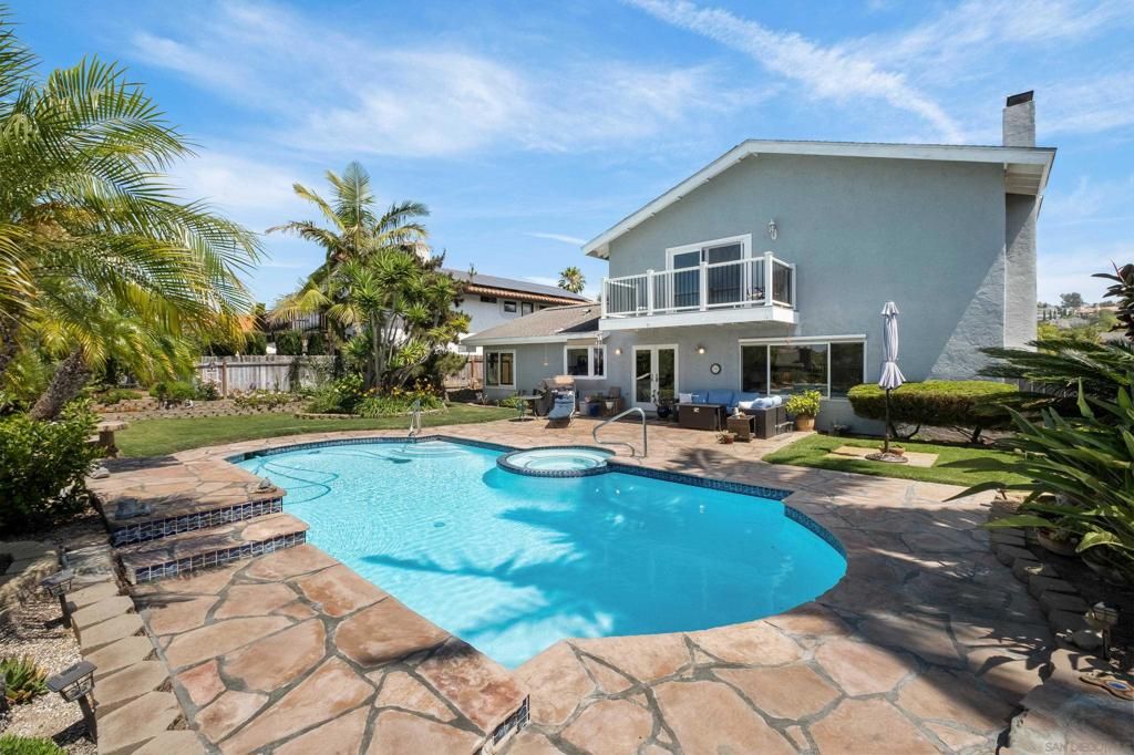 Image 41 of property listing at 2614 Abedul Street, Carlsbad, CA 92009