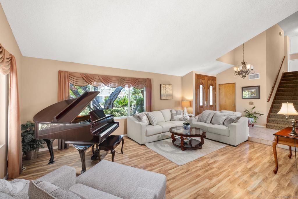Image 7 of property listing at 2614 Abedul Street, Carlsbad, CA 92009