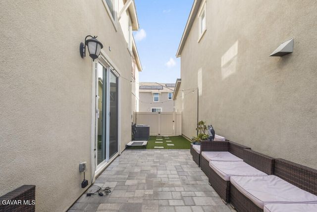 27556 Antelope Drive, Santa Clarita, CA 91387