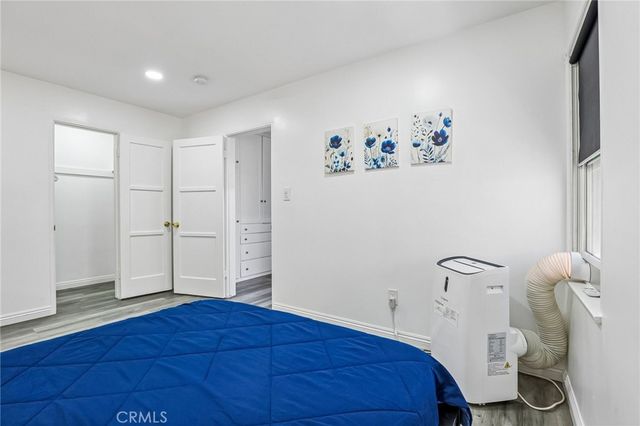 1036 E 2nd Street 11, Long Beach, CA 90802