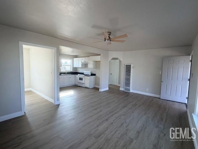 1235 Wilson Avenue, Bakersfield, CA 93308