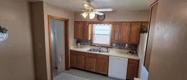 2816 Gillen STREET, Racine, WI 53403