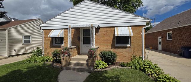 2816 Gillen STREET, Racine, WI 53403