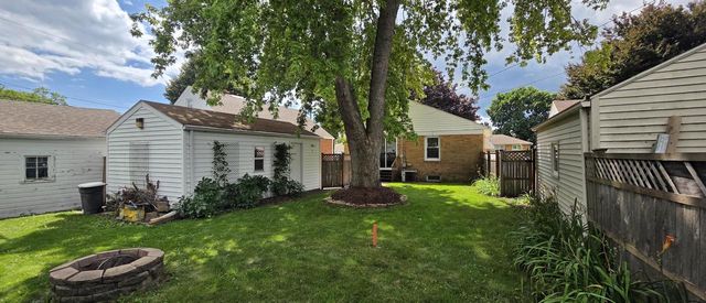 2816 Gillen STREET, Racine, WI 53403